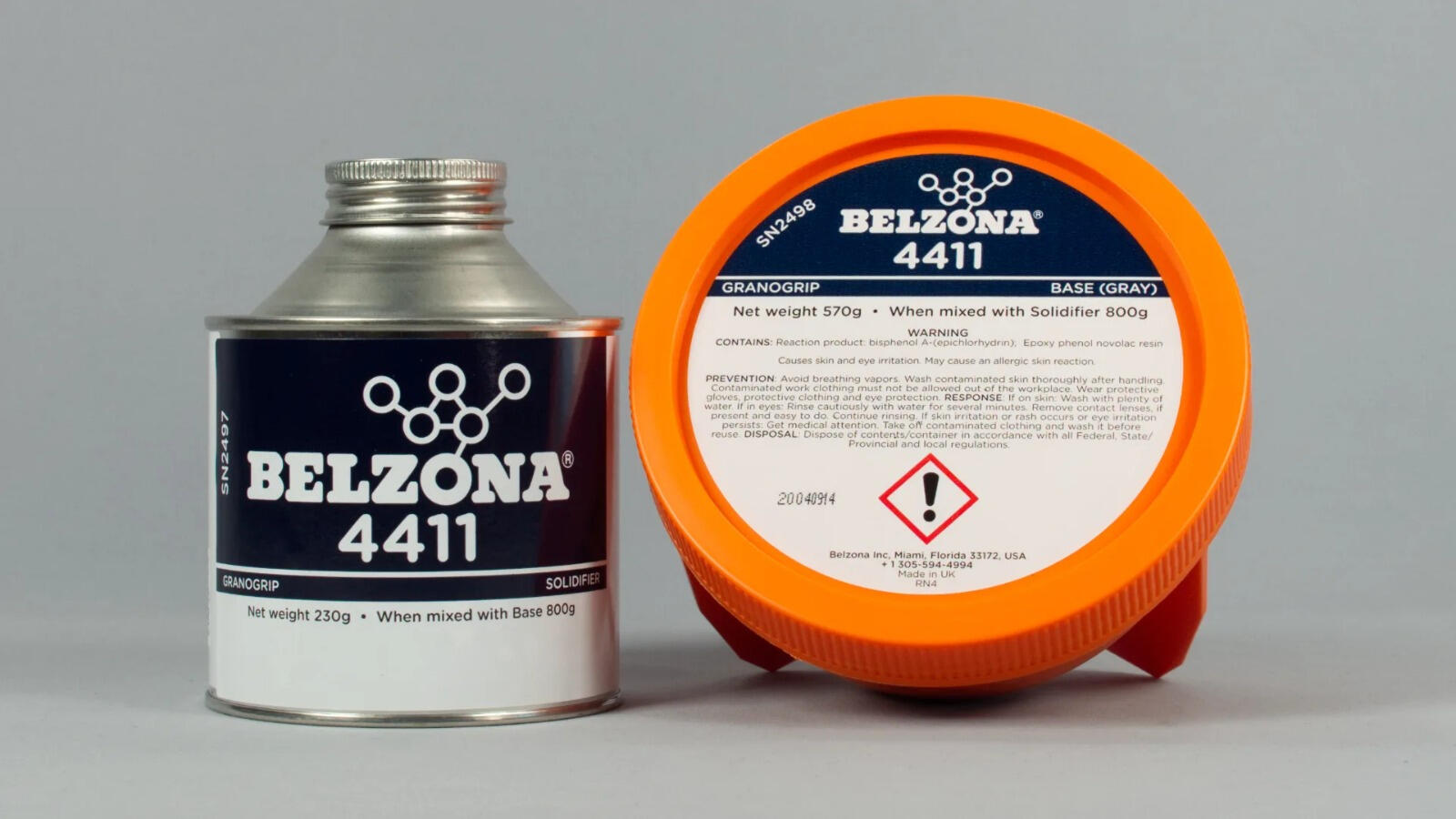 Un compuesto reparador de 2 partes libre de solventes a base de resina epoxi reforzado con aleación de acero al silicio para la reparación de metales.